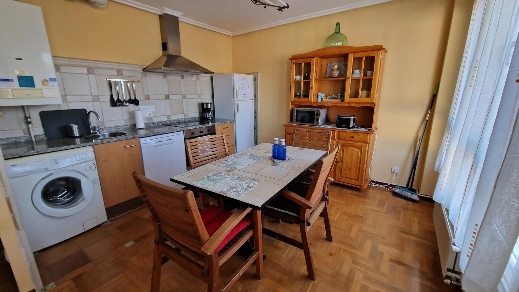 Apartamento Parque Del Oeste Oviedo Luaran gambar